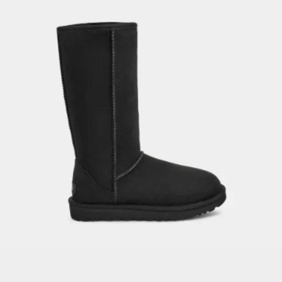 NWT/NIB! UGG, Classic Tall Black Boots - Picture 1 of 11